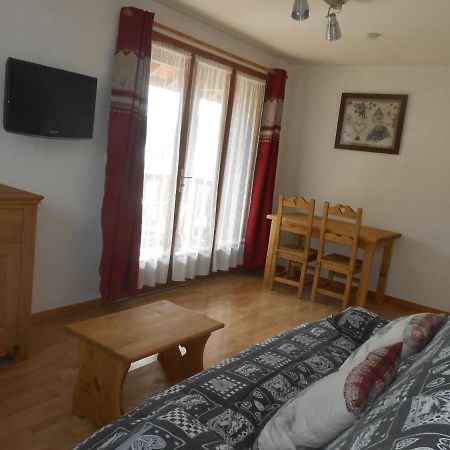Montagne Apartment Савин Екстериор снимка